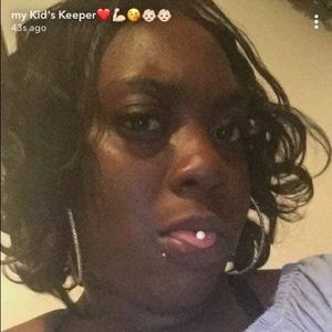 Meet your Posher, Averi